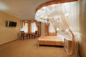 Двухместный люкс двуспальная кровать, Отель Армения, Благовещенск