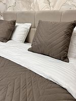 Двухместный номер Deluxe с балконом двуспальная кровать, Отель AEG RELAX, Волжский