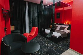 Двухместный люкс BDSM двуспальная кровать, Отель Black Out, Новороссийск