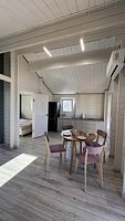 Двухместный коттедж Comfort с балконом и с красивым видом из окна двуспальная кровать, Отель Зона Комфорта, село Юркино