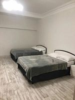 Четырёхместный номер №8 Cтандартный без окна с 2 комнатами, Отель Туки-Тур, Каспийск