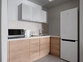 Полулюкс JTS с балконом, Отель HIDENS APART HOTEL, Небуг