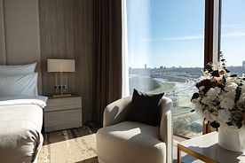 Четырёхместный люкс Гранд трехкомнатный с панорамным видом, Отель Noble Millennium Panorama, Казань