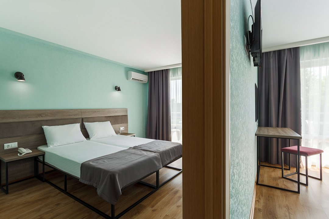 Family 4-местный