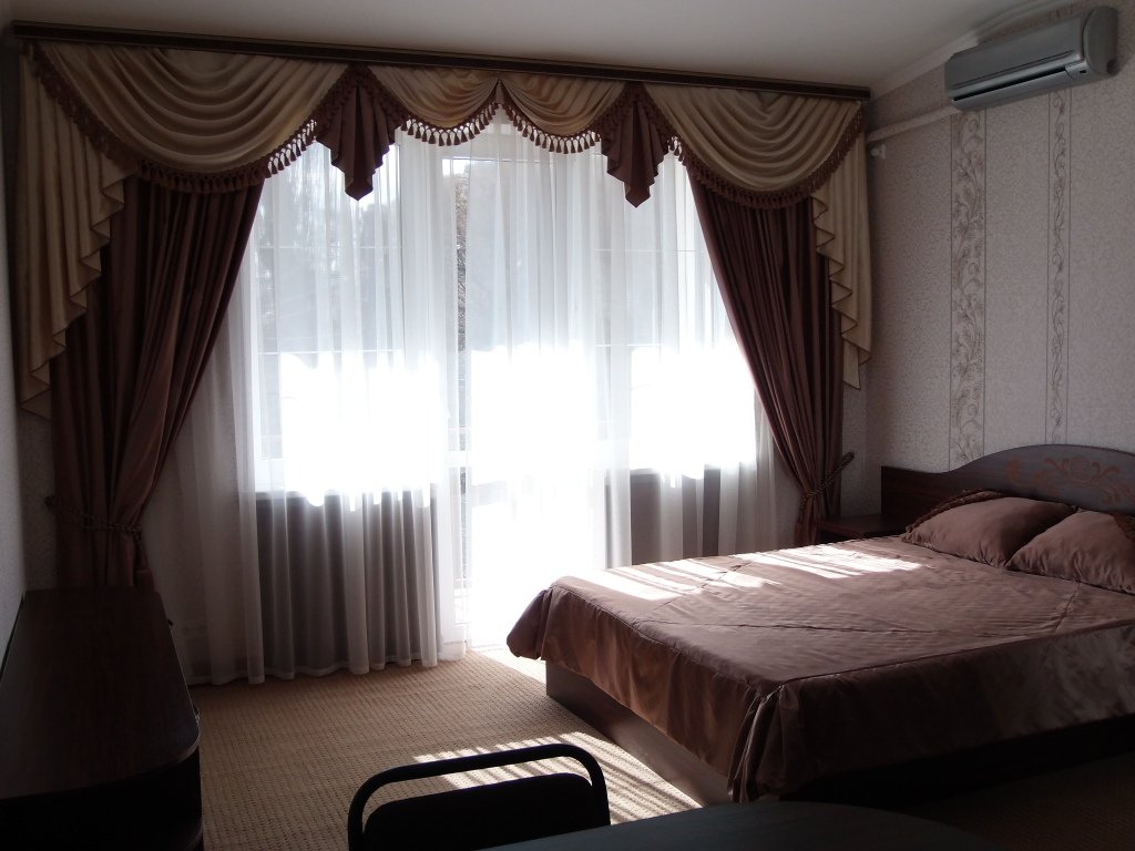 Мини-отель Мини-Гостиница Уют, Симферополь, Крым