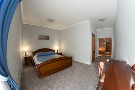 Двухместный номер Comfort двуспальная кровать, Мини-отель Цимус, Кемерово