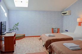 Двухместный номер Мансардный с балконом 2 отдельные кровати, Мини-отель Дионис, Балаклава