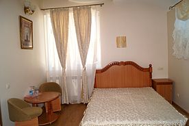 Двухместный номер Standard двуспальная кровать, Мини-Отель Лаки, Симферополь