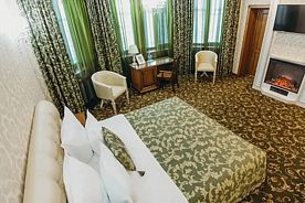Двухместный полулюкс 6 с красивым видом из окна двуспальная кровать, Мини-отель Люкс, Братск