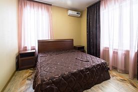 Двухместный люкс Комфорт двуспальная кровать, Мини-отель Аква Рум, Кемерово