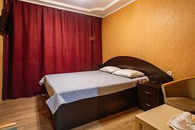 Двухместный номер Standard с красивым видом из окна двуспальная кровать, Мини-отель РИВЬЕРА, Новокузнецк