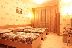 Четырёхместный номер Comfort, Гостиница Эконом Класса Мотель, Глазов