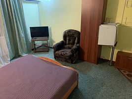 Двухместный номер Standard с балконом двуспальная кровать, Мини-отель Kemping Poklevskii, Пионерский
