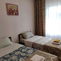 Кровать в общем номере, Мини-отель Бакчар, Пчелка