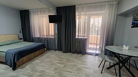 Двухместный номер Standard с балконом двуспальная кровать, Мини-Отель Тамерлан, Юрга