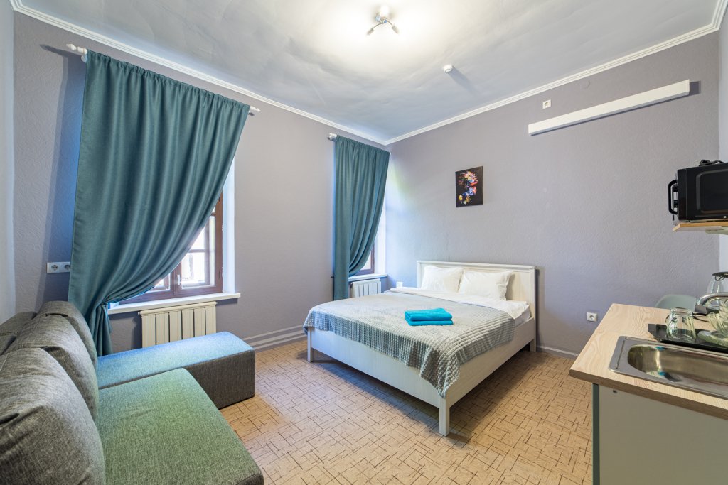 Мини-Отель Номера на Япеева, Казань, Республика Татарстан