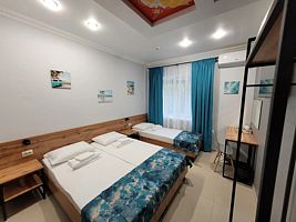 Трёхместный номер Комфорт, Мини-Отель Реноме, Каменск-Шахтинский