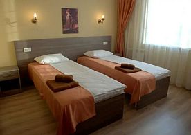 Трёхместный семейный номер Comfort, Апарт-отель Гостиница Камелот, Псков