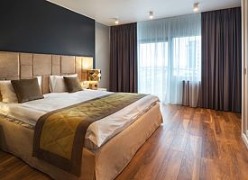 Двухместный люкс Premier с 2 комнатами с балконом и с видом на залив двуспальная кровать, Апарт-отель Отель Lahta Plaza, Санкт-Петербург
