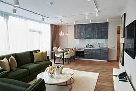 Четырёхместные апартаменты Executive с 2 комнатами с балконом и с видом на город, Апарт-отель Отель Lahta Plaza, Санкт-Петербург