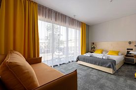 Двухместный izzziUP Junior Suite двуспальная кровать, Апарт-отель izzziUP 4* COMMUNITY L&C, Санкт-Петербург