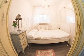 Двухместный номер Economy двуспальная кровать, Хостел Бутик Gorod’ Патриаршие, Москва