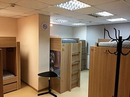 Кровать в общем номере с балконом, Хостел Хороший, Челябинск