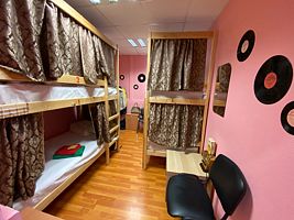 Кровать в общем номере (женский номер) с красивым видом из окна, Хостел Жилое помещение Красная Москва, Москва