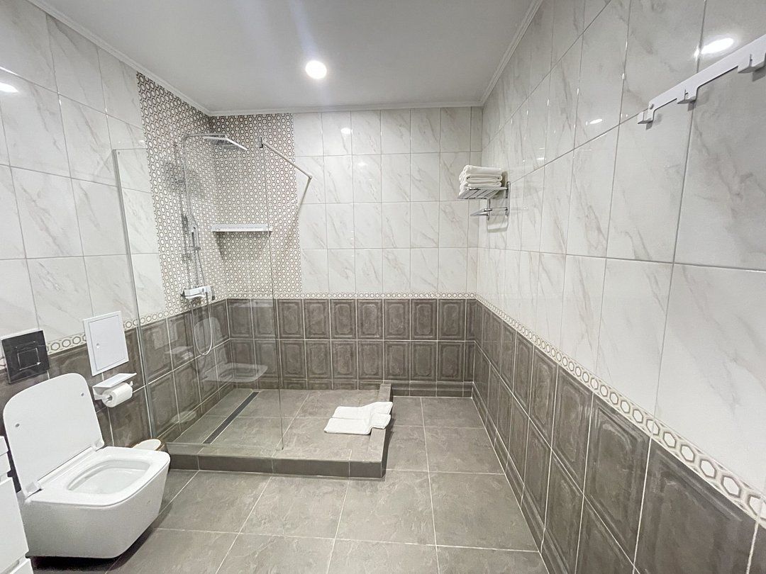 Стандартный 2-местный 1-комнатный (с балконом, вид на горы)