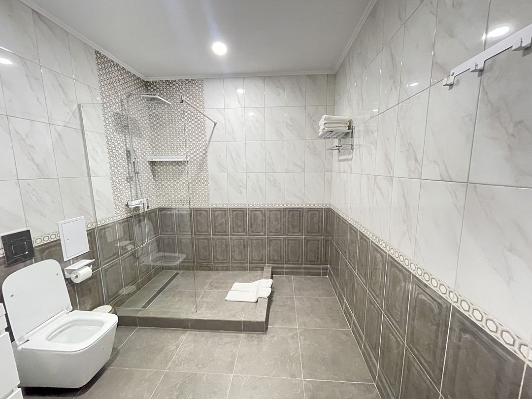 Стандартный 2-местный 1-комнатный (с балконом, вид на горы)