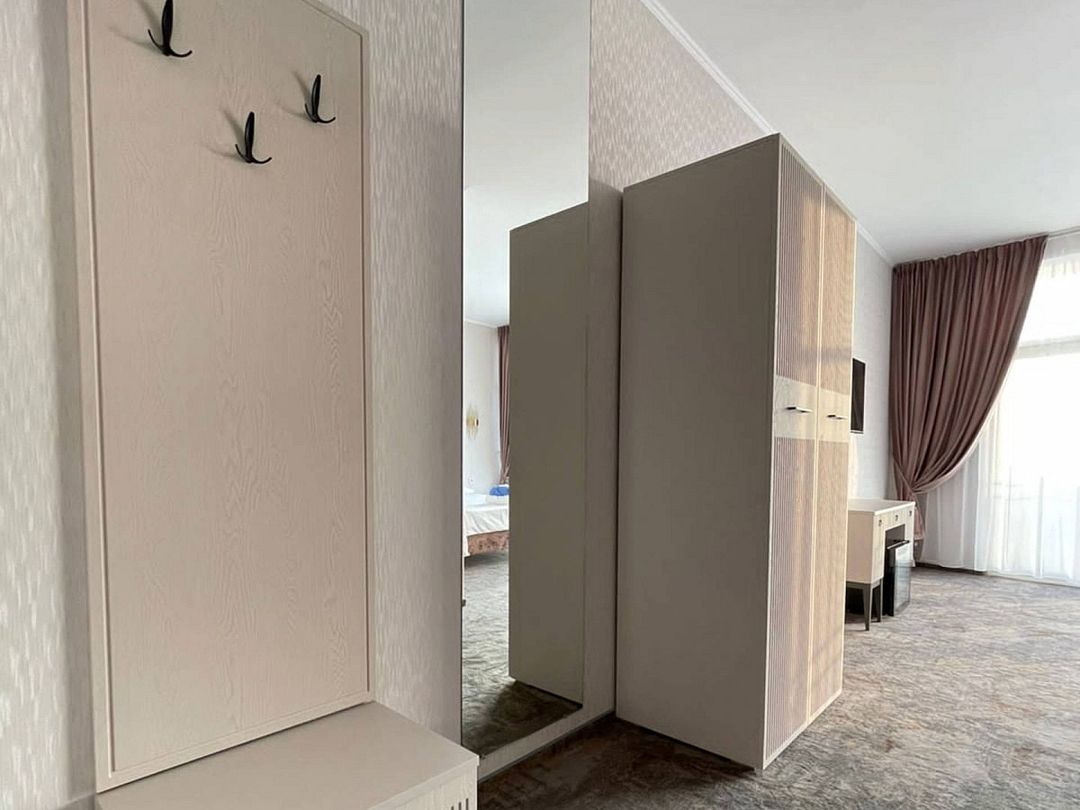 Стандартный 2-местный 1-комнатный (с балконом, вид на море)