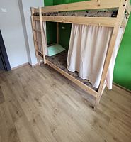 Кровать в общем номере (женский номер), Хостел Main Room M&R, Уфа