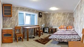 Двухместный номер Standard двуспальная кровать, Хостел Гостевой Двор Паровоз, Бийск