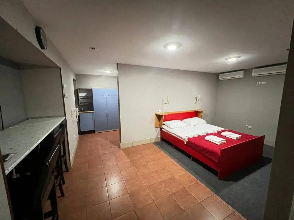 Red (Рэд), Ростовская область: фото 2