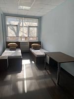 Кровать в общем номере с красивым видом из окна, Хостел Свои Люди, Орехово-Зуево