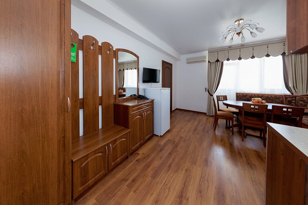 Семейный 2-местный 3-комнатный (корпус 4)