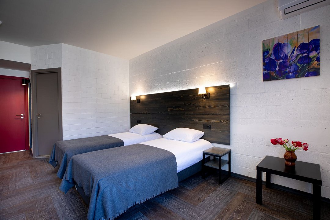 Полулюкс 3-местный (DBL/TWIN)