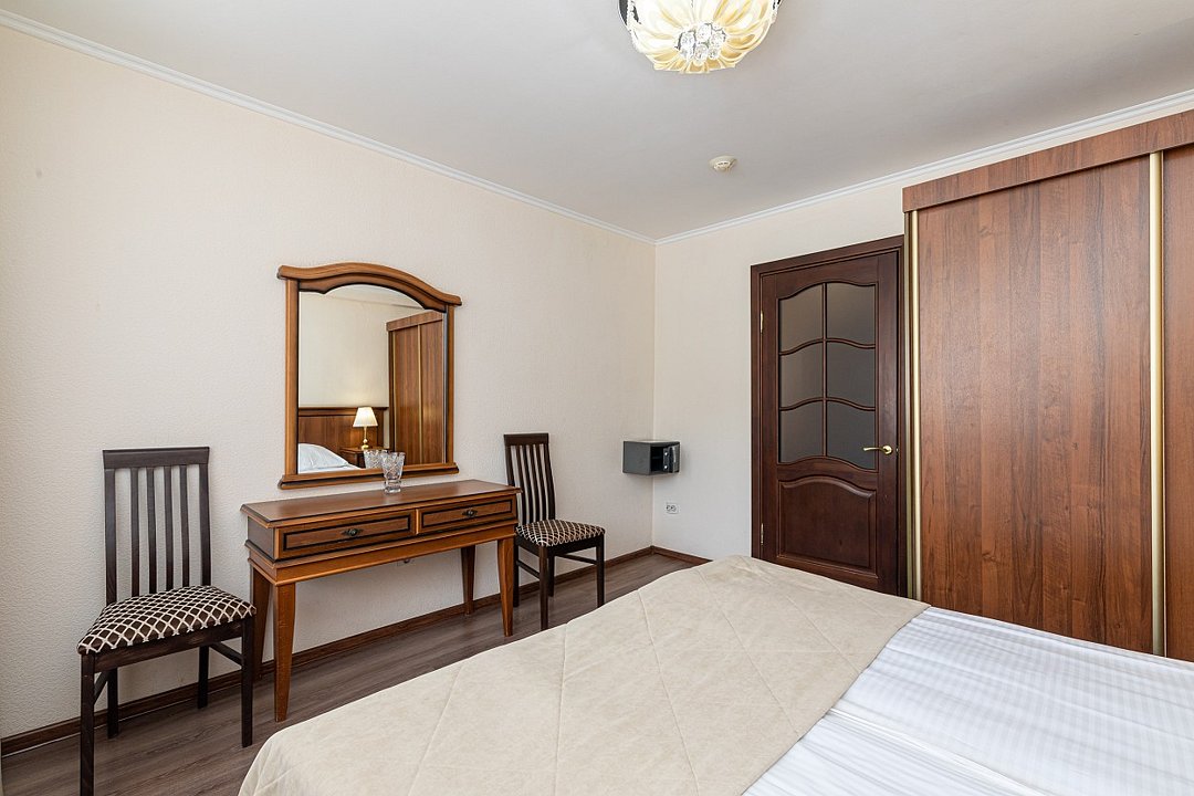 Люкс 2-местный 2-комнатный (корпус 1)