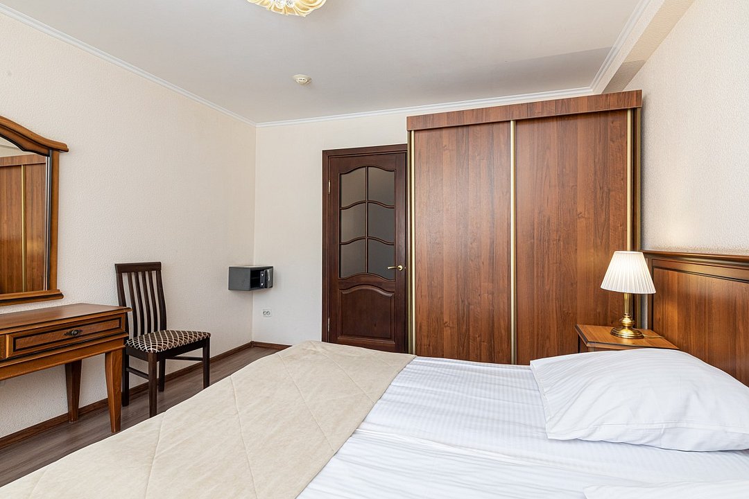 Люкс 2-местный 2-комнатный (корпус 1)