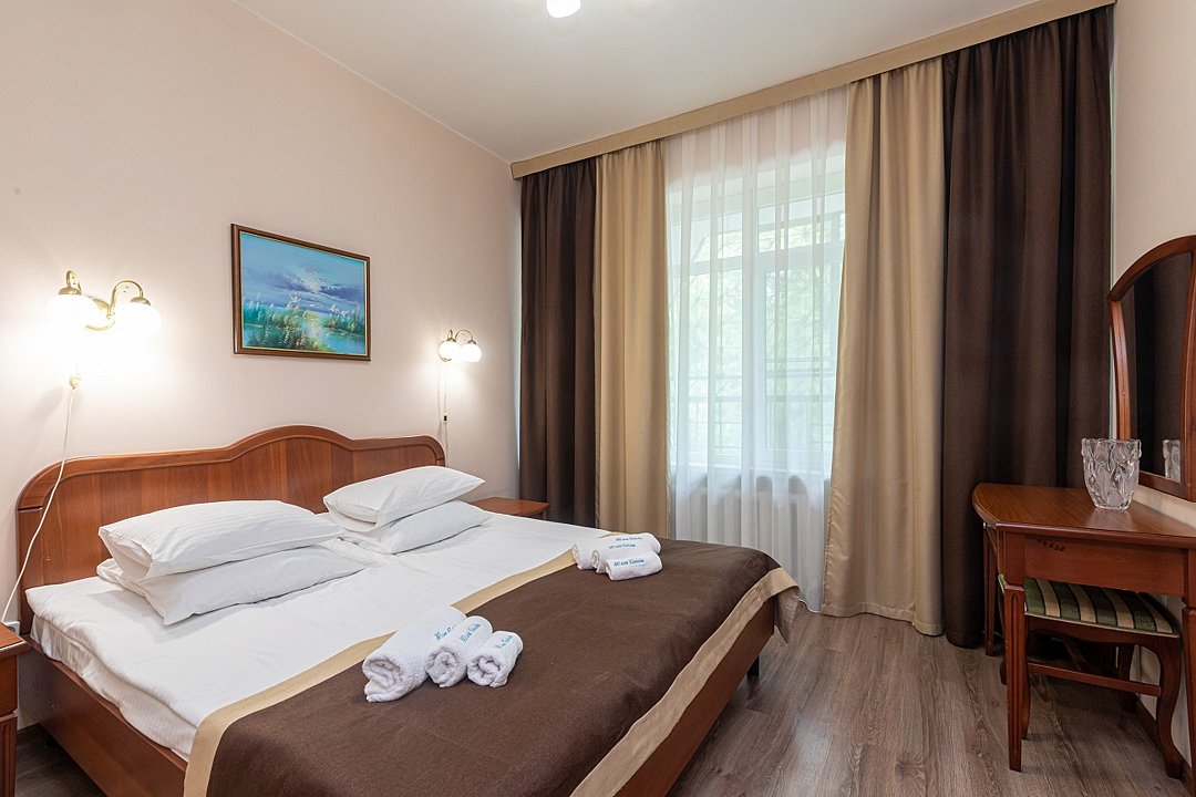 Люкс 2-местный 2-комнатный (корпус 2)