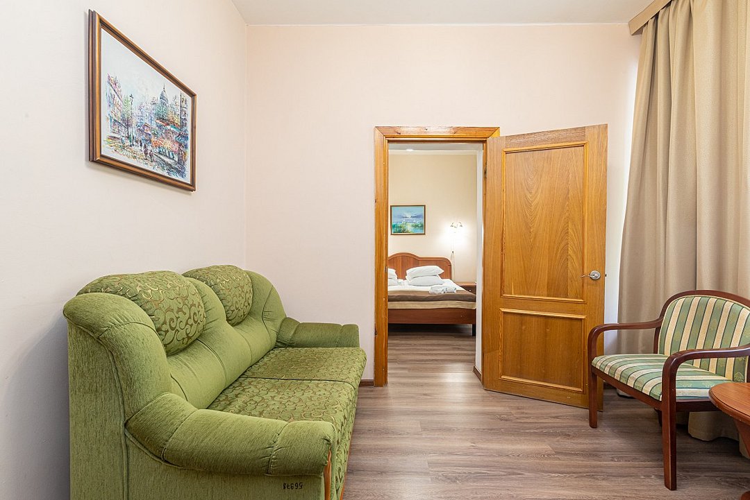 Люкс 2-местный 2-комнатный (корпус 2)