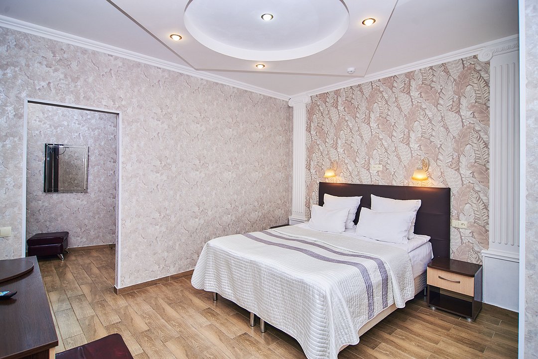 Полулюкс 4-местный