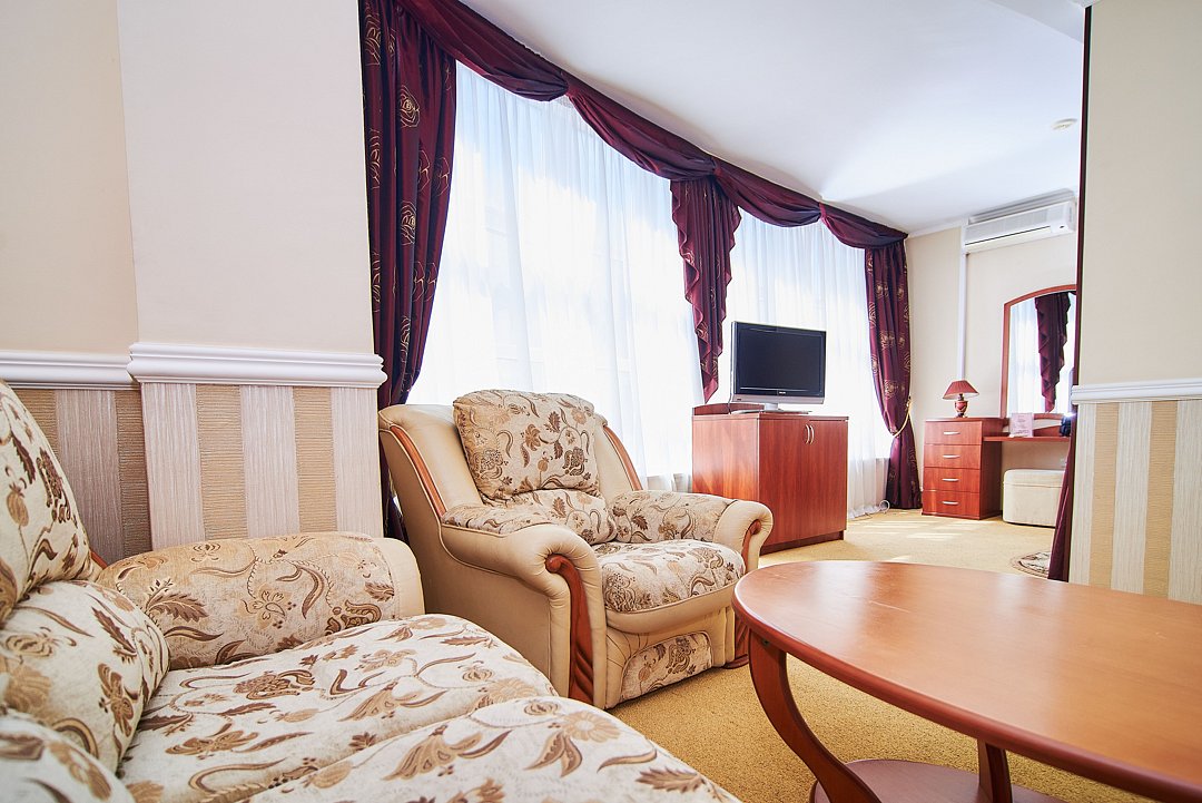 Студио 4-местный