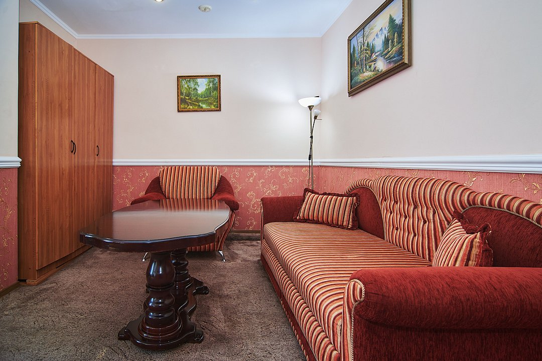 Студио 4-местный