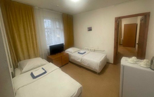 Дом 4-местный 2-комнатный (корпус 6) №1, 2