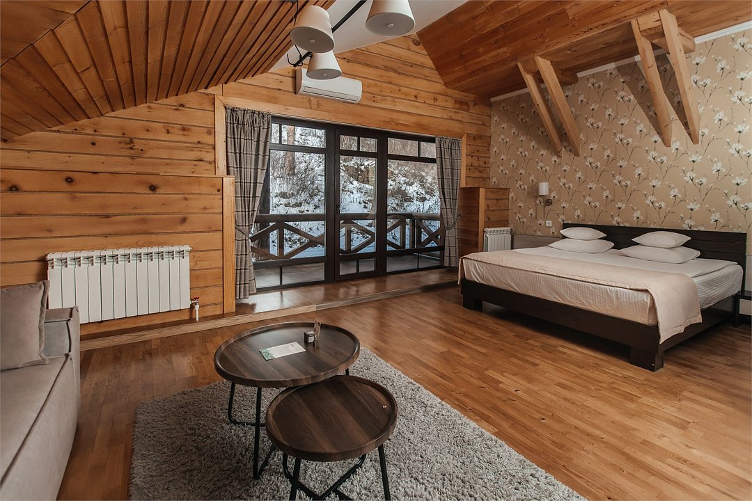 Студия 2-местный Плюс (корпус Правительственный) торцевой балкон