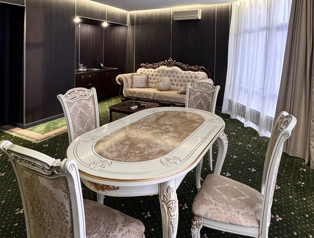 Люкс (корпус Алира Пэлас) вид на озеро, без террасы