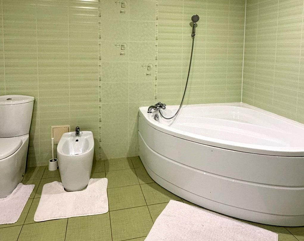 Люкс (корпус Алира Пэлас) вид на озеро, с террасой