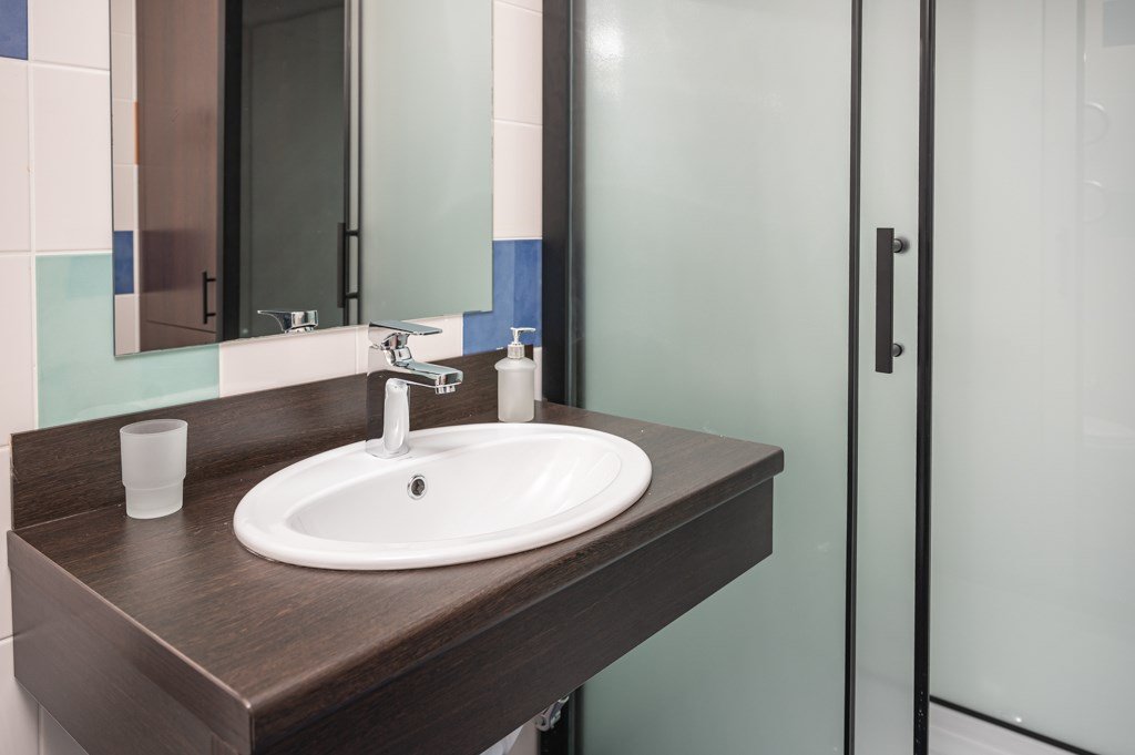 Студия (корпус Алира Пелас) вид на озеро