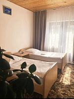 СТАНДАРТ с Балконом (2 комнаты) 4-одноместные кровати, Отель Накра, Чегет